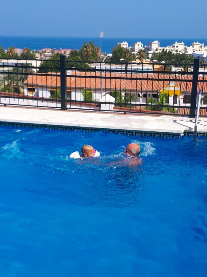 Atico Duplex Con Vistas Al Mar. Dos Plazas De Garaje Apartment Torremolinos Luaran gambar